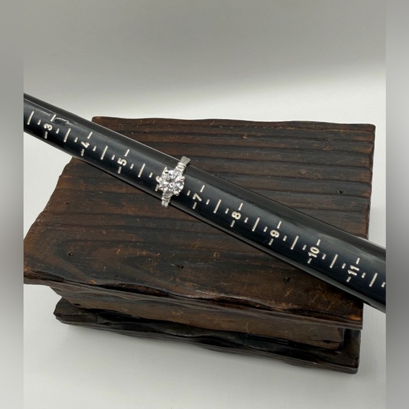 925 Sterling Silver CZ Solitaire Ring - Picture 13 of 13